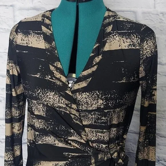 BCBGMAXAZRIA Alberta Womens Brown tan printed full wrap 3/4 sleeve dress Sz XS - Picture 2 of 9